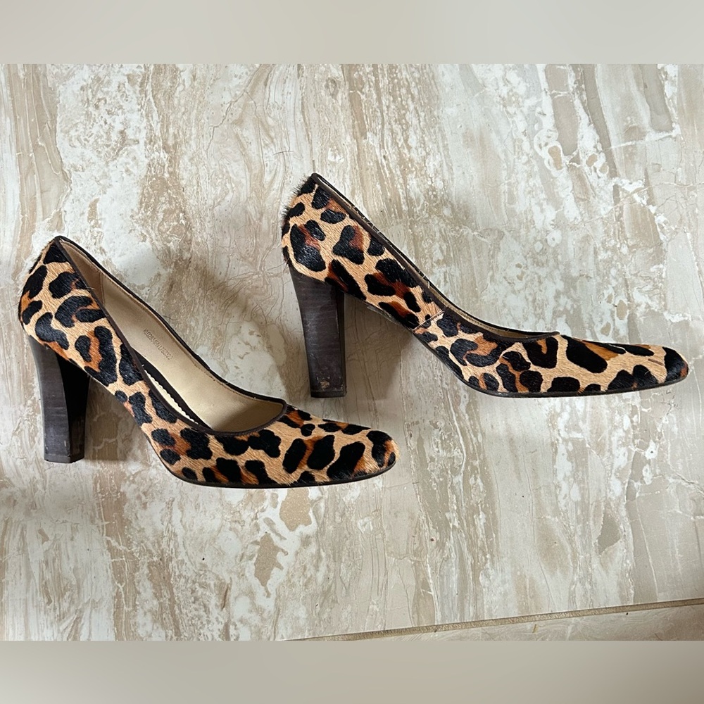 Kenneth Cole leopard calf hair size 9.5